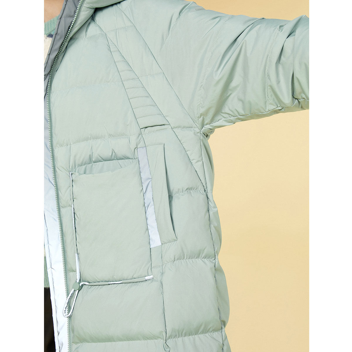 太平鸟2020新款中长款连帽长白鸭绒 太平鸟喜之乐羽绒服