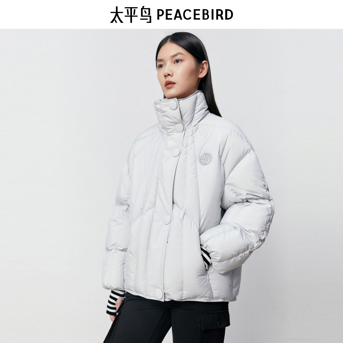 太平鸟女装衬衫式拼接羽绒服2024新款连帽面包服潮流时尚薄羽绒