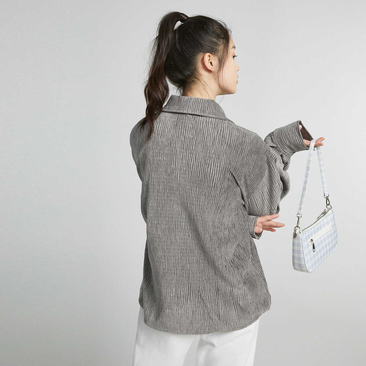 太平鸟灯芯绒设计感小众2020衬衫 太平鸟衬衫