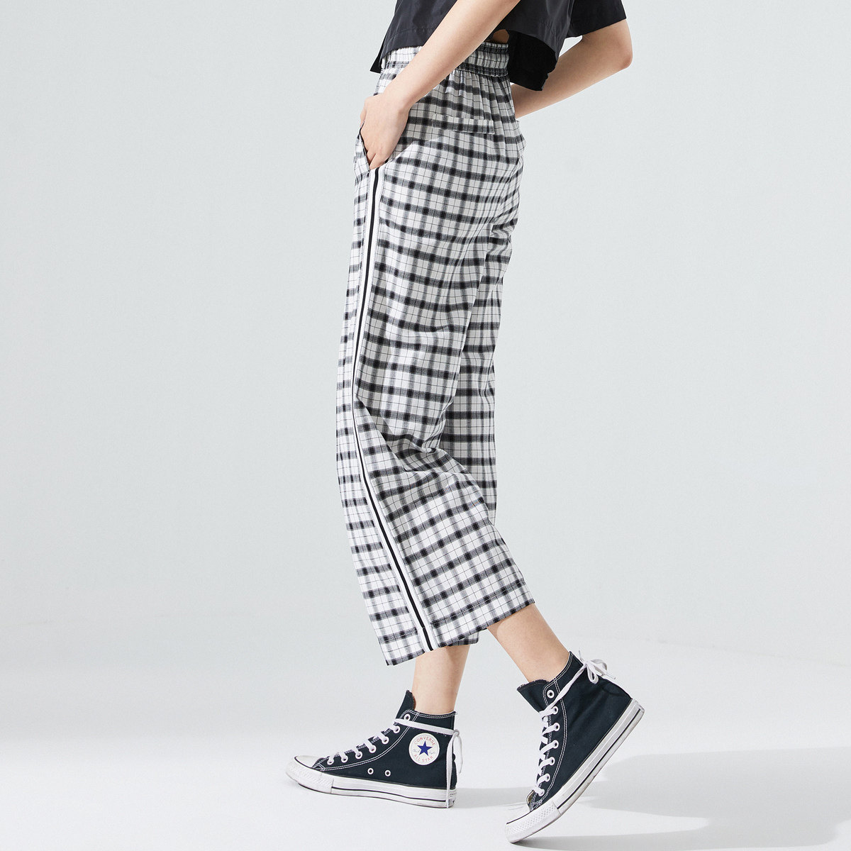 太平鸟格纹阔腿裤女2020春装休闲裤 太平鸟喜之乐休闲裤