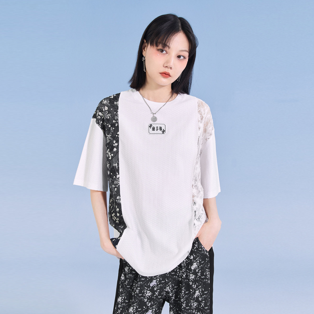 太平鸟皮影戏国风设计感2021 t恤 太平鸟广仁T恤