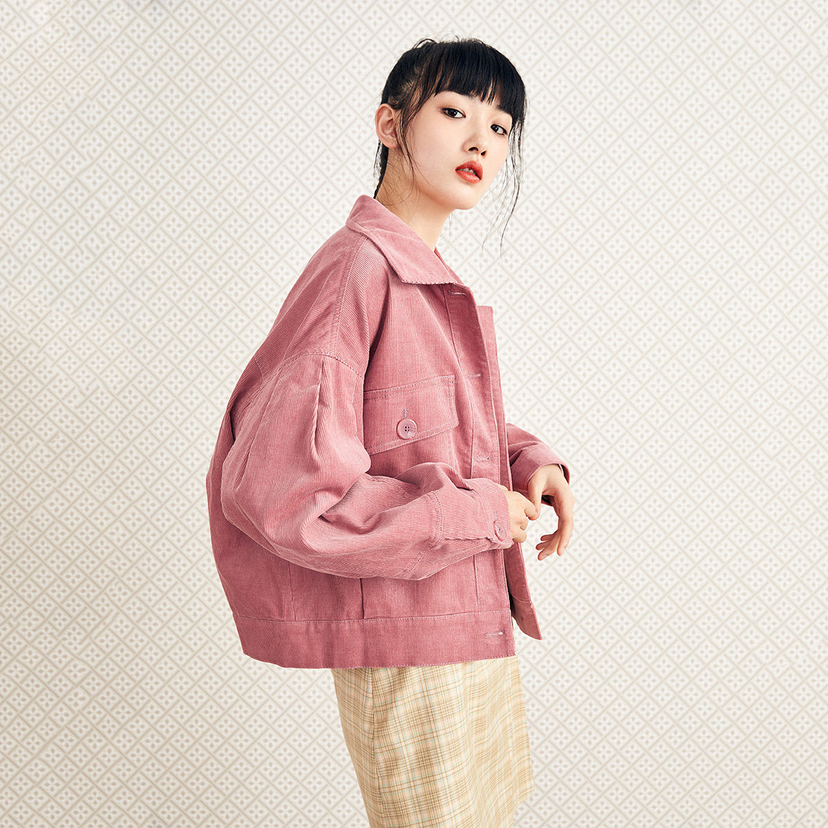 太平鸟工装女短款2020春秋装大夹克 太平鸟短外套