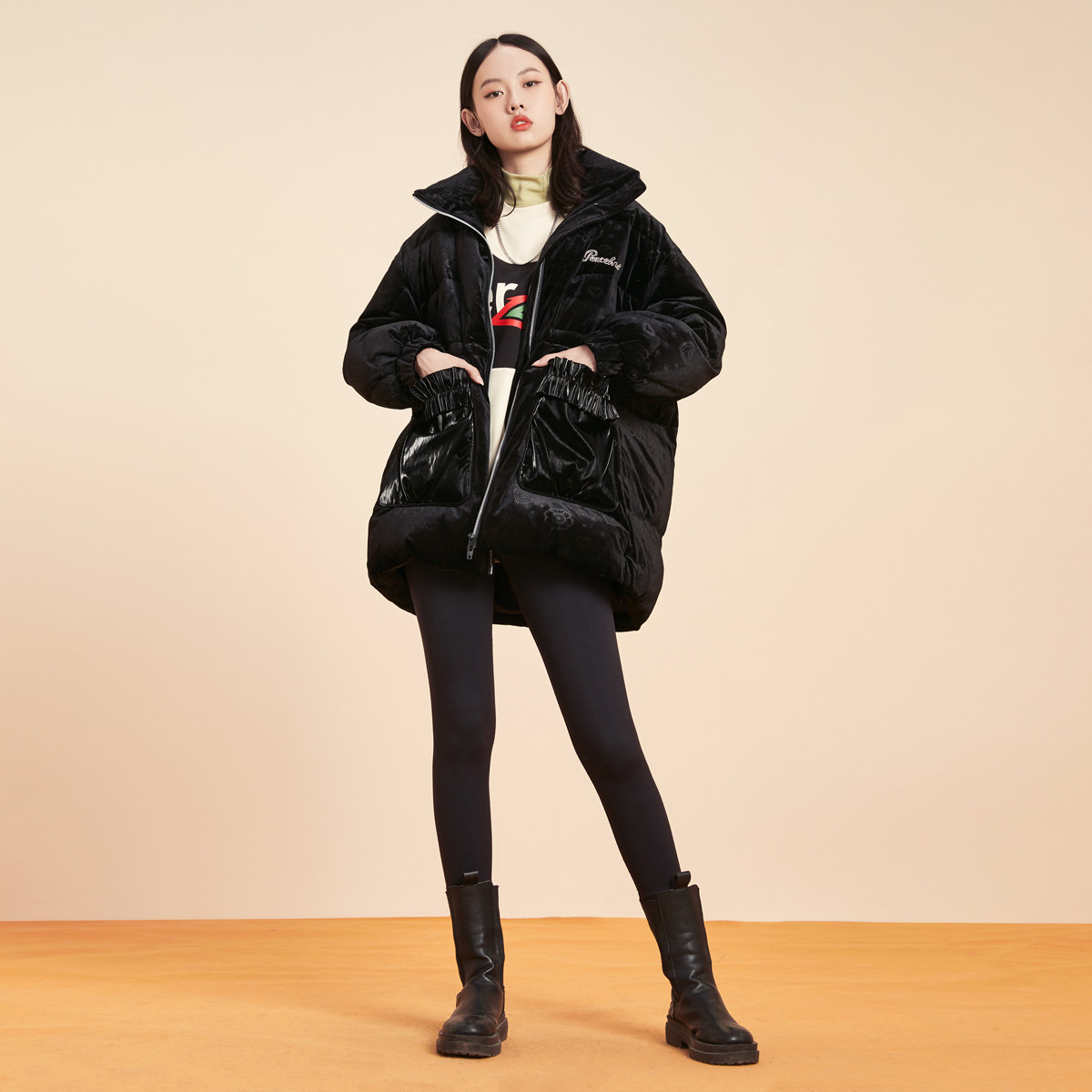 太平鸟2020新款短款小个子女羽绒服 太平鸟喜之乐羽绒服