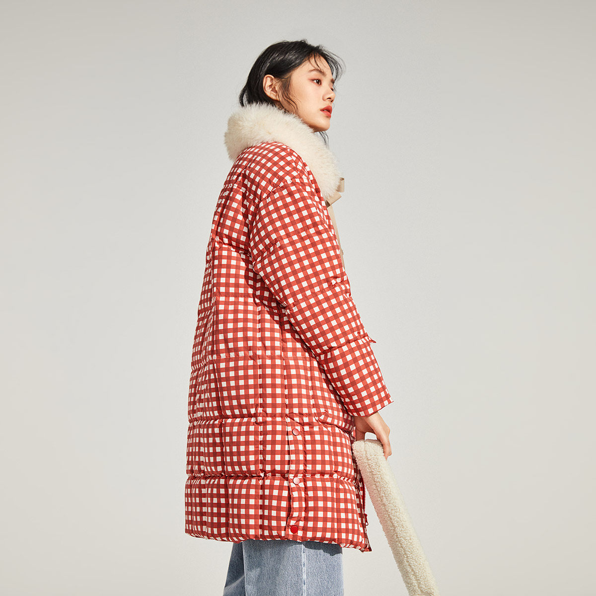 【反季】太平鸟大毛领中长款新款红白 太平鸟广仁羽绒服