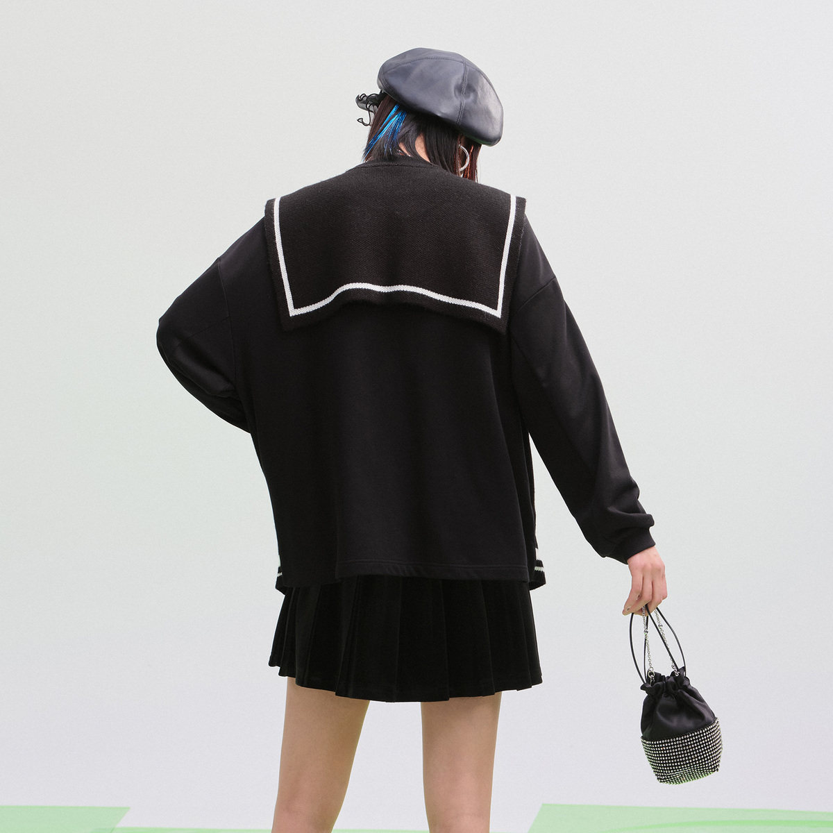 【商场同款】太平鸟黑色海军领针织衫 太平鸟毛针织衫