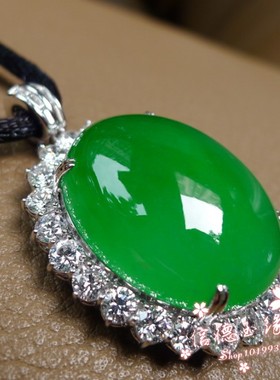 翡翠色阳绿辣色玉石镶嵌吊坠项链貔貅佛公平安扣吊坠观音男女吊坠