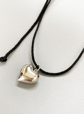 S925纯银黑绳桃心项链长度可调节