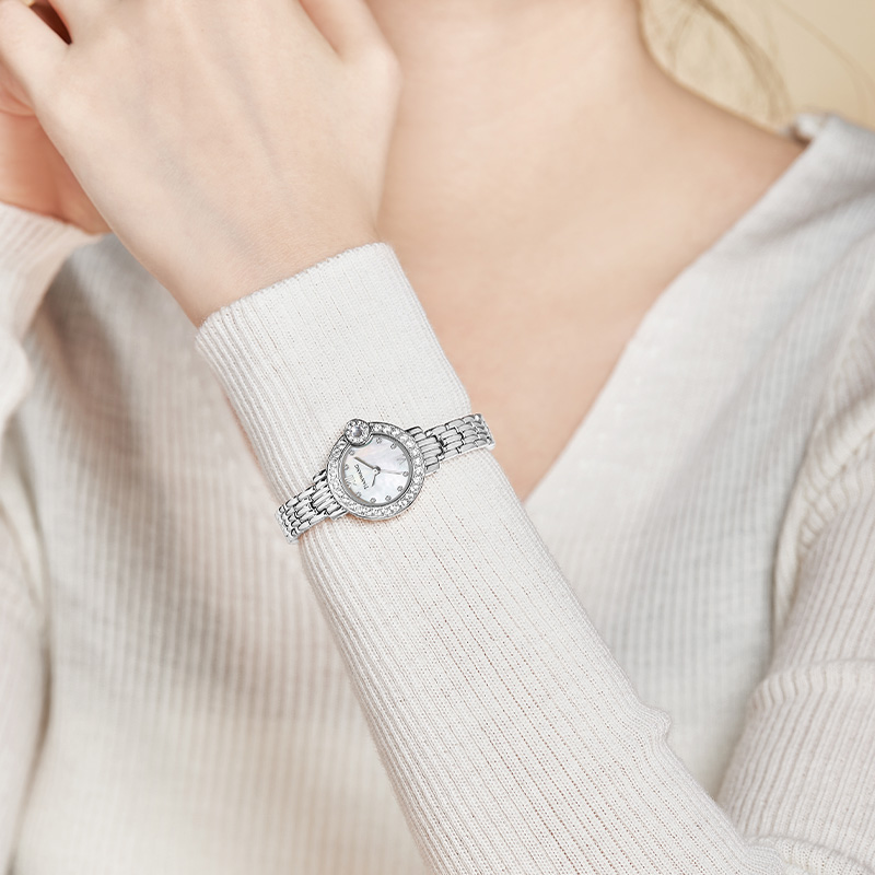 天王23mm小表盘奢华满天星小众女表 天王国产腕表