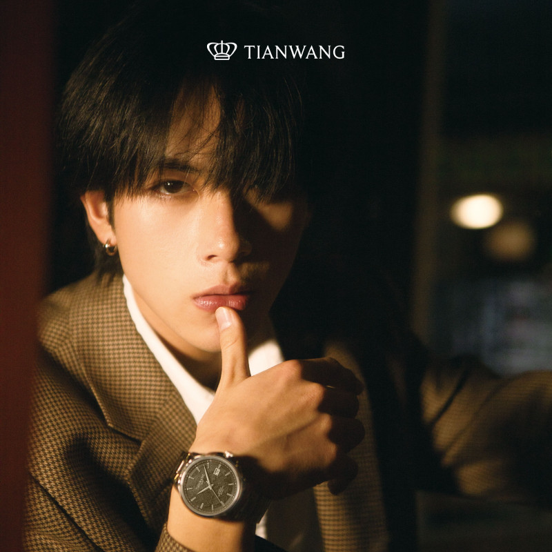 【商场同款专柜直发】天王征服者男表 天王国产腕表