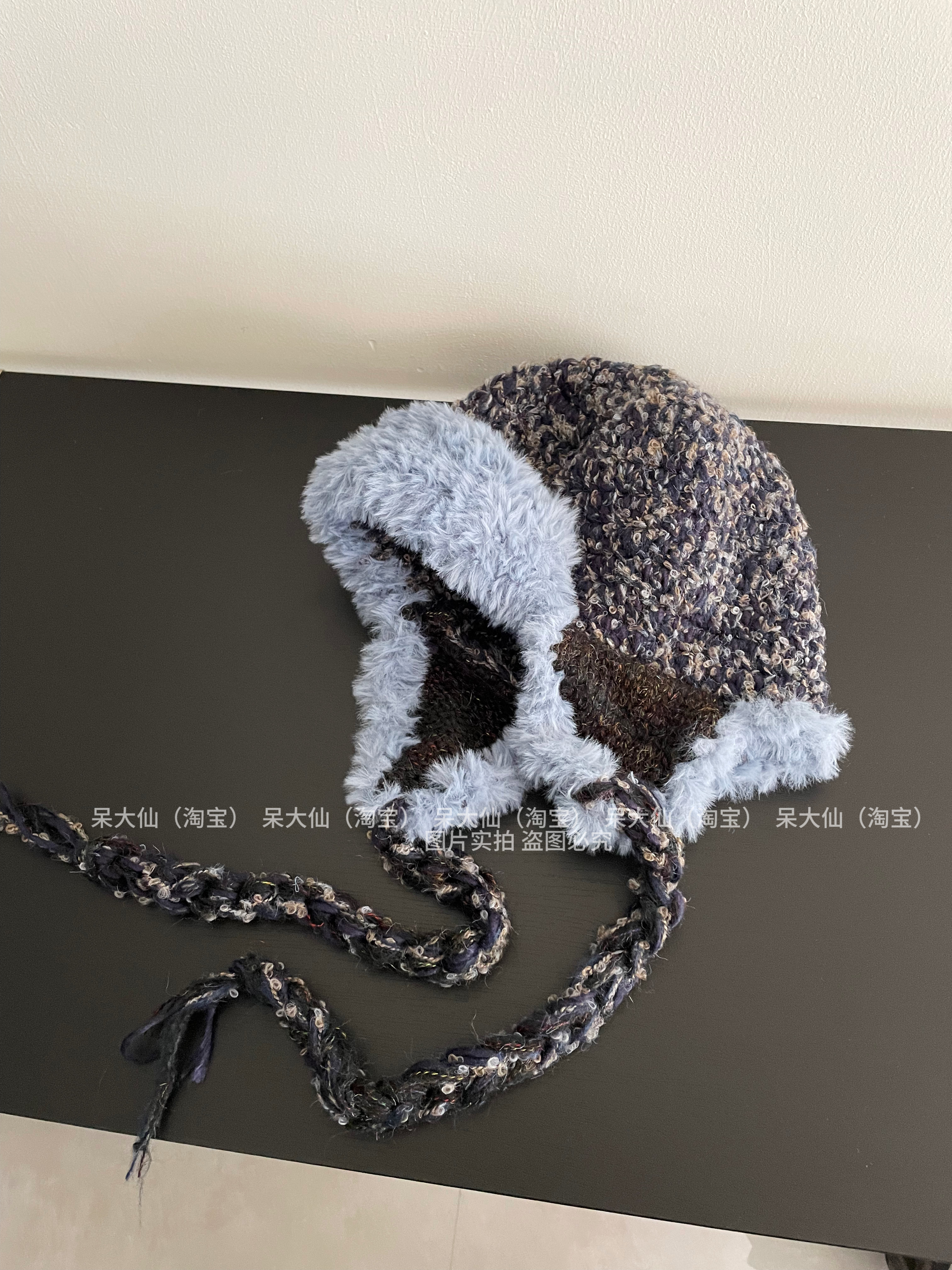 The color matching is so beautiful. Handmade crocheted plush ear protection Lei Feng hat for women in autumn and winter. Warm retro mixed color flying hat.