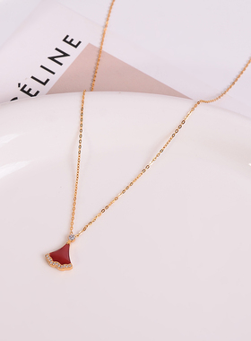 钛钢项链  安可拉红小众项链女轻奢高级感新年锁骨链红色本命年