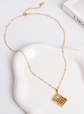 钛钢项链 可拨动精致算盘项链女时尚轻奢锁骨链高级感不褪色配饰