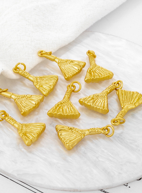 18k哑金扫帚吊坠diy饰品
