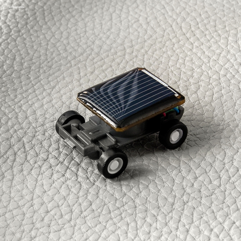 太阳能蜘蛛昆虫蟑螂蚂蚱小跑车玩具新奇特科技创意实验思维 - 图1