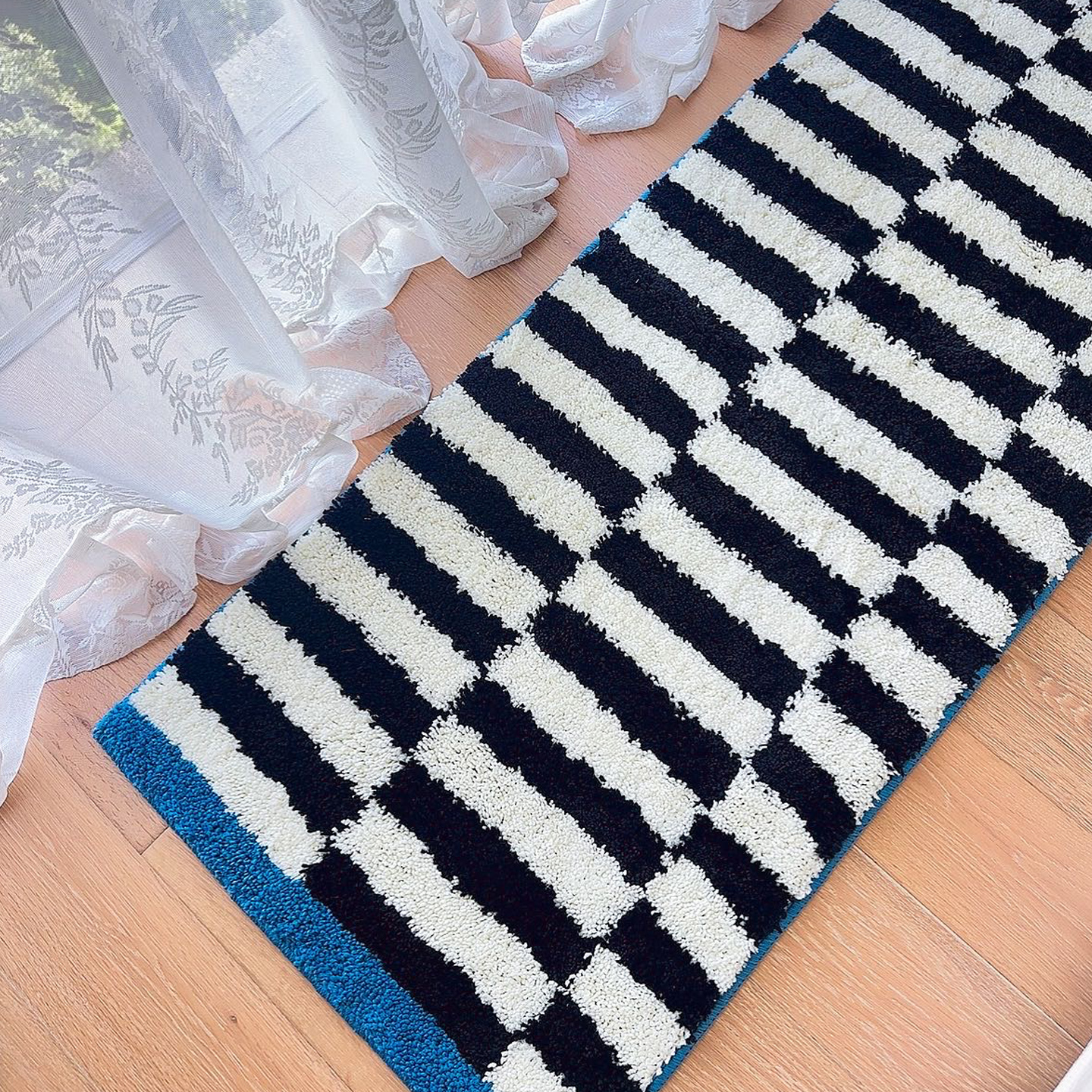 原创包豪斯地毯卧室客厅地垫新款中古风长条加厚毛毯房间床边毯垫