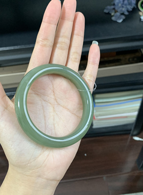 毛毛的翠//M 12677/和田玉青玉手镯//55.5/380