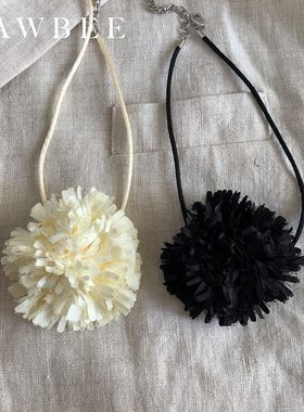 高级感小众毛边花朵choker颈链