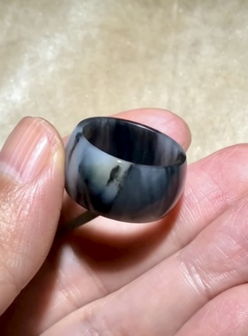 和田玉青花玉籽料指环