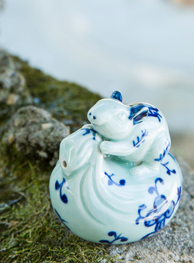 民国手绘青花水滴摆件古董古玩