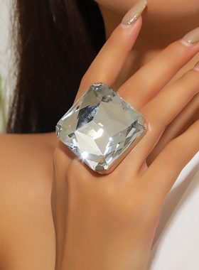 时尚夸张闪亮水晶开口方形戒指女