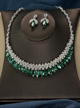 轻奢时尚闪亮水钻新娘项链耳环首饰套装气质百搭宴会礼服婚纱饰品