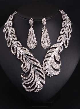 欧美奢华大牌宝石锁骨女礼服晚宴