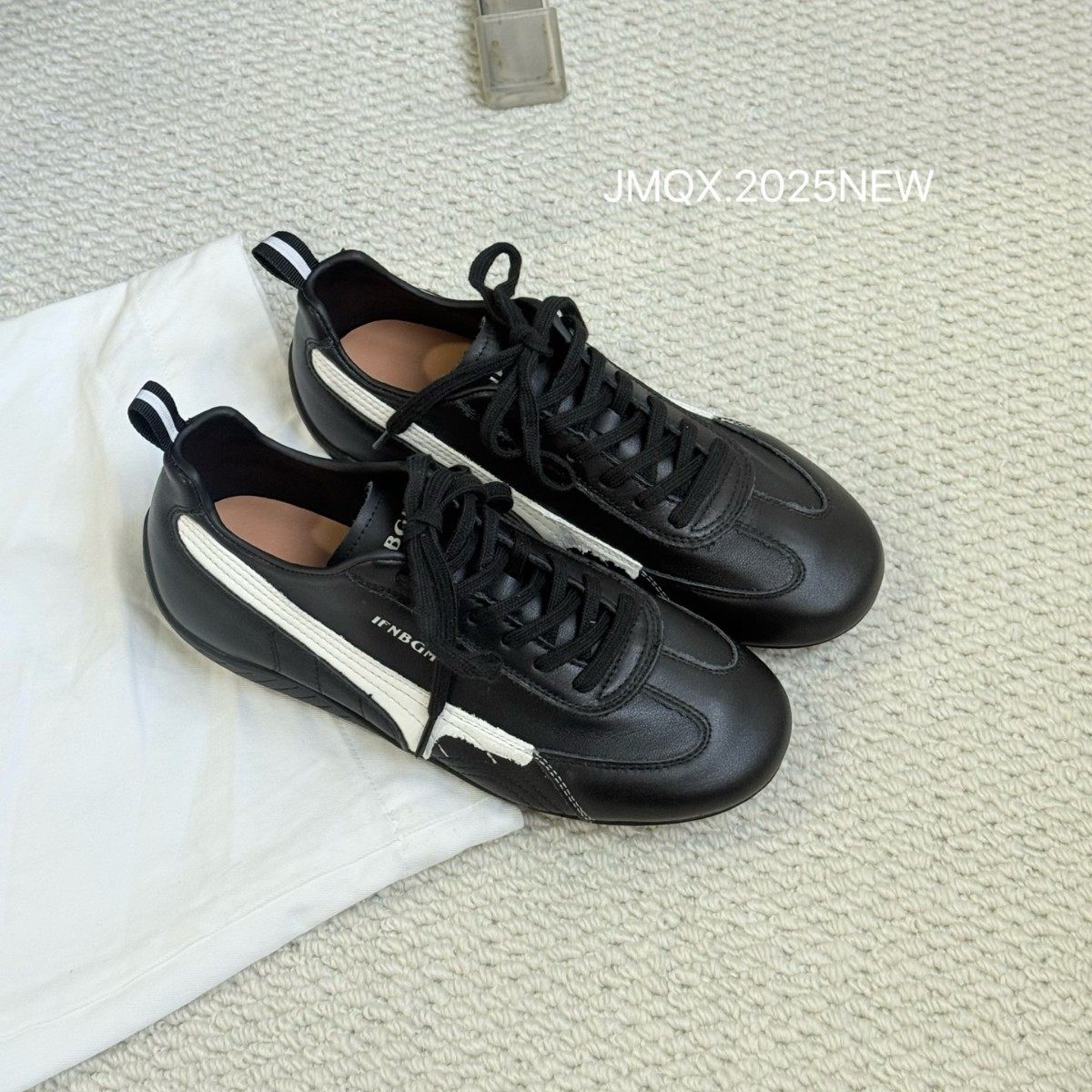 德训鞋女款新款高级感休闲百搭运动鞋平底不累脚板鞋女款,淘宝优惠券,粉丝福利购,淘宝优惠卷