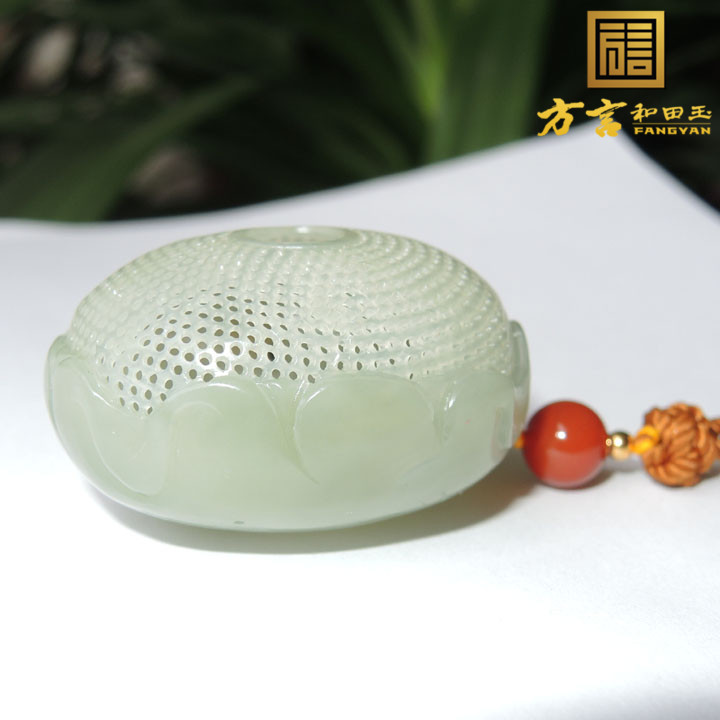 方言和田玉巨漏收藏级新疆且末糖色青白玉精工年年有余镂空香囊O - 图1