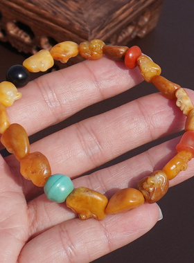 方言品牌新疆黄沁金包银籽料手串