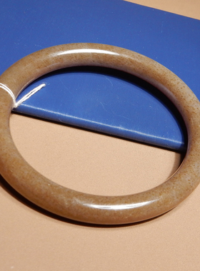 方言和田玉且末油润细腻糖玉手镯