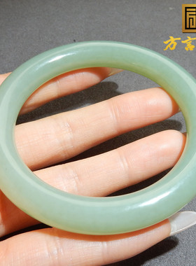 震惊方言精品和田玉巨漏新疆特色且末蓝色基调内径56mm正装手镯w2