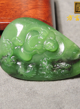 油润碧玉辣绿色起冰底弥勒佛吊坠