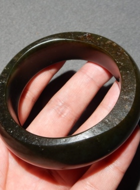 方言捡漏新疆沙枣青籽手镯油润