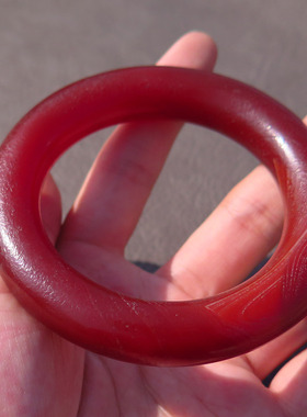 精品岁月痕迹民族风亚光红玛瑙圆条厚重简约内径57mm手镯女百搭X3