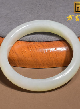 且末料白玉56mm正装女士手镯