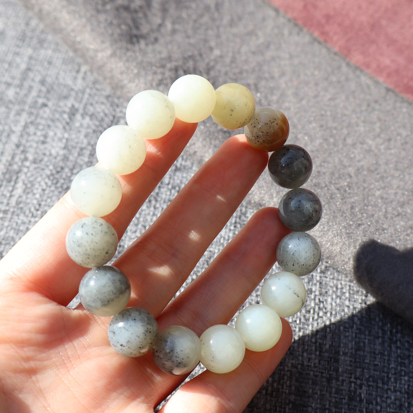 惊呆了方言品牌和田玉且末料糖白玉带散墨青花12mm圆珠手串手链A2,淘宝优惠券,粉丝福利购,淘宝优惠卷