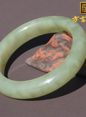 和田玉新疆油润细腻青黄口料手镯