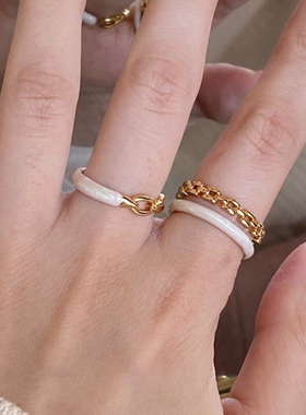 独特戒指设计感2025年新款彩虹粉钻排钻皓石镶钻高级感素圈戒指