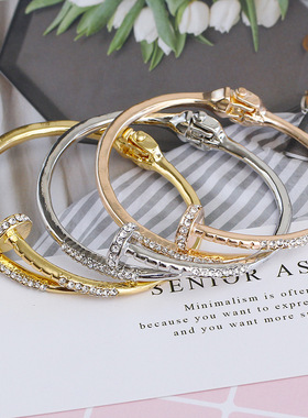 欧美饰品同款来个性钉子手镯跨境热卖合金手环