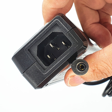 LCD, CRT аксессуары 全新原装大井电源适配器 12v5a dj-120500-sa替代老款dj-u60s-12