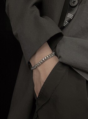 钛钢不掉色古巴链手链