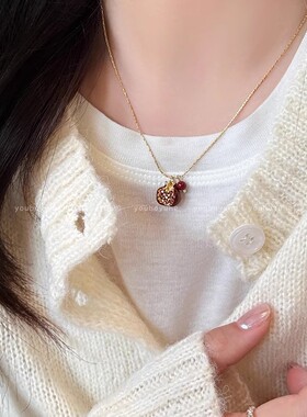 高级感复古时尚精致项链安可拉红