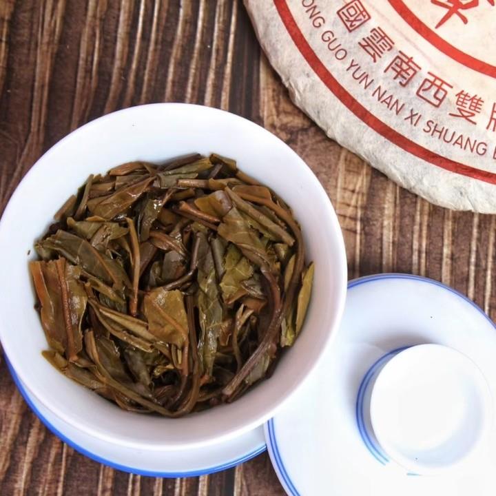 普洱生茶2009年鹏程茶厂五星班章孔雀青饼云南大叶种357g生普茶饼 - 图1