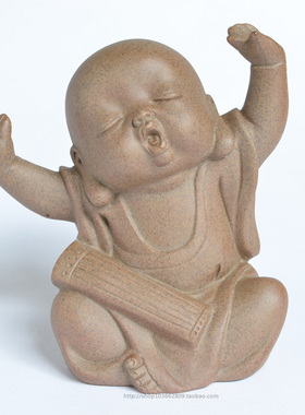 紫砂小沙弥摆件弹琴陶瓷娃娃