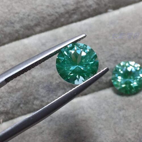 首饰级浅薄荷绿色合成尖晶石 标准圆钻切割 仿钒金绿宝石 仿绿钻 - 图2