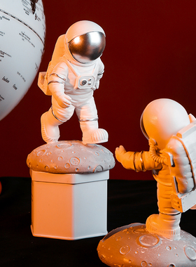 共禾京品创意宇航员酒柜摆件桌面
