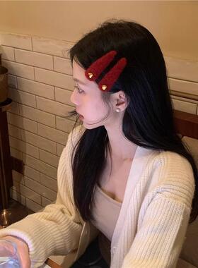 新年红色爱心毛绒发夹高级精致刘海侧边夹子过年头饰碎发发卡