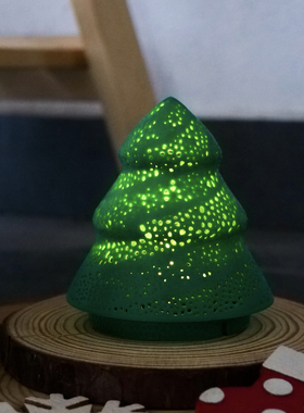 里面LM圣诞树小夜灯摆件
