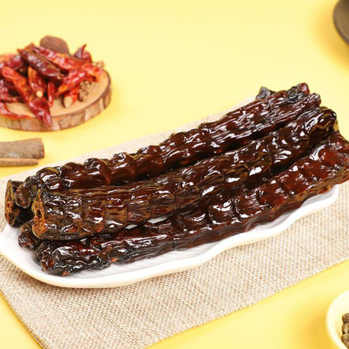 四味王酱鸭脖60克长条湖南即食手撕鸭脖猛辣鸭脖休闲麻辣零食小吃 - 图1