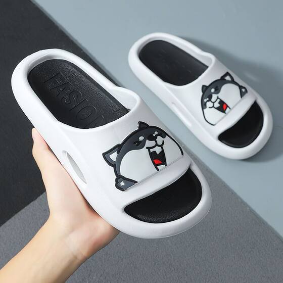 Non-slip and anti-odor cartoon slip-ons for all seasons